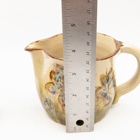 Janet Resnick Pottery Pitcher and Cup in the Wildflower pattern - Picture 10 of 13